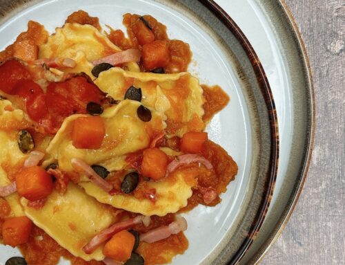 Panzarotti scamorza, speck e crema di zucca caramellata